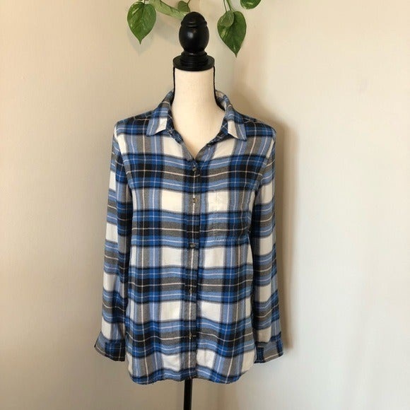 American Eagle Outfitters Tops - SUMMER SALE! 
NWOT American Eagle Amazingly Soft Plaid Button Down